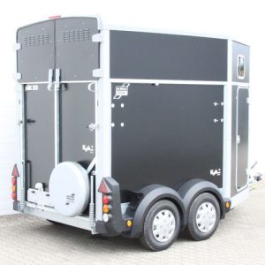 Ifor Williams Pferdeanhänger HB506|Sattelkammer|schwarz – Bild 3